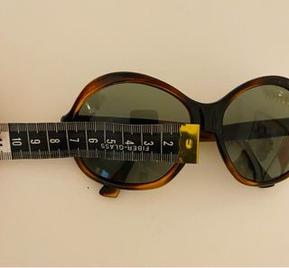 Occhiali da sole vintage anni '80