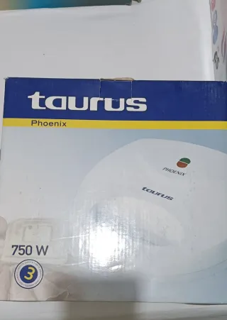 Gofrera Taurus Phoenix 750W