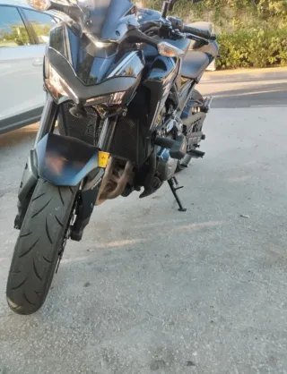 Kawasaki Z900 Full