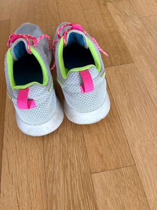 Nike Roshe Run grigie e fucsia