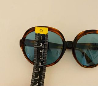 Occhiali da sole vintage anni '80