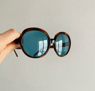 Occhiali da sole vintage anni '80