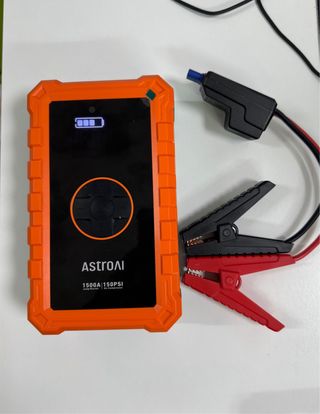 Arrancador Coche 1500A + Inflador AstroAI