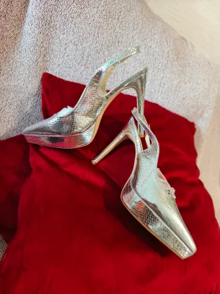 N41/42 Zapatos tacón alto plateados talla 41/42