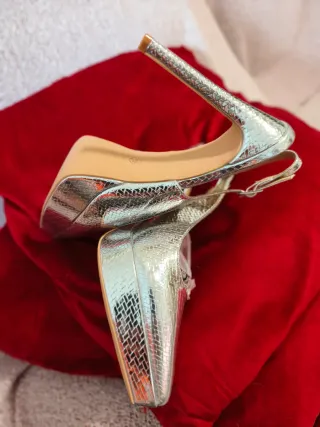 N41/42 Zapatos tacón alto plateados talla 41/42