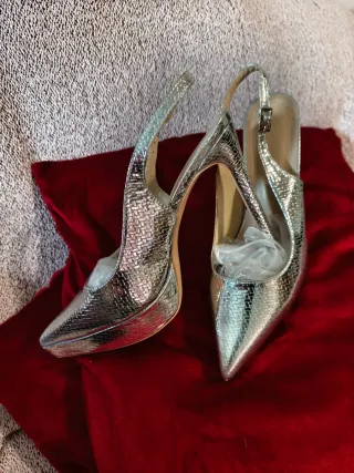 N41/42 Zapatos tacón alto plateados talla 41/42