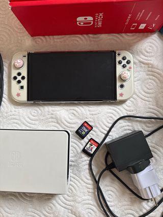 Nintendo Switch OLED Blanca + Accesorios