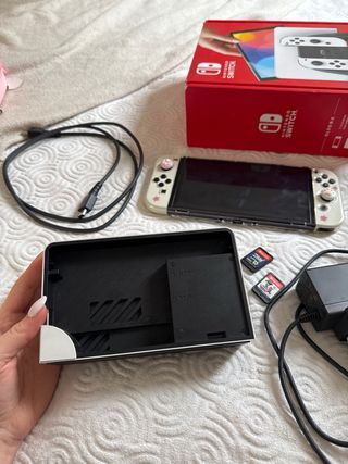 Nintendo Switch OLED Blanca + Accesorios