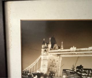 Pareja de cuadros de Londres firmados.