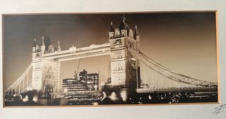 Pareja de cuadros de Londres firmados.