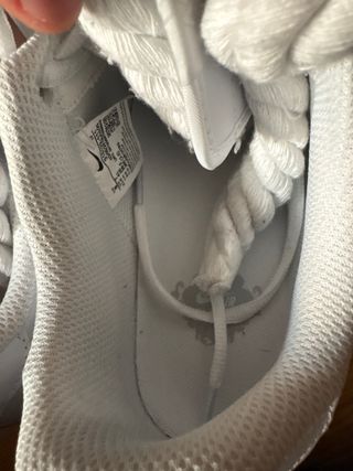 Nike Air Force 1 Blancas con cordones anchos