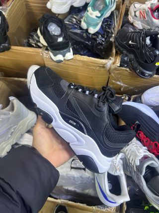 Zapatillas de todo tipo (tengo todas las tayas)