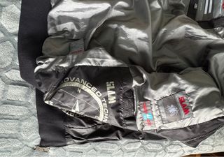 Cazadora Slam Gris con Capucha