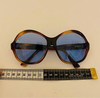 Occhiali da sole vintage anni '80