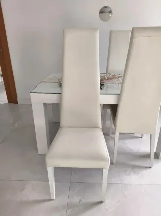 Juego de 4 sillas de diseño beige