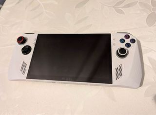 Console portatile ASUS ROG Ally Z1 Extreme