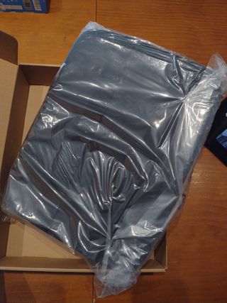 Maletín Compacto Amazon Basics para portátil