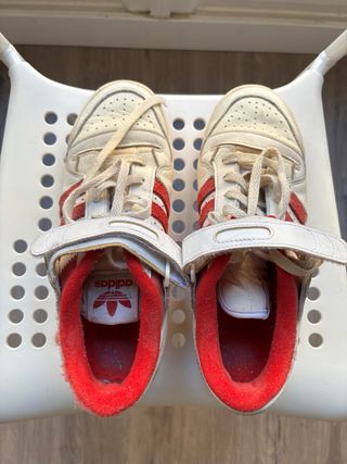 Adidas Forum Low Blancas y Rojas