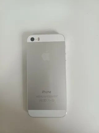 Apple iPhone 5s 16GB Silver, model A1457 ME433Y/A
