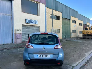 Renault Scenic 2013