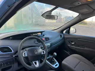 Renault Scenic 2013