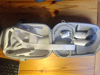 Occhiali VR Meta Quest 3 128 GB + Custodia + Cinturino Bobo