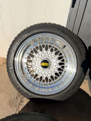 Llantas Japan Racing JR9