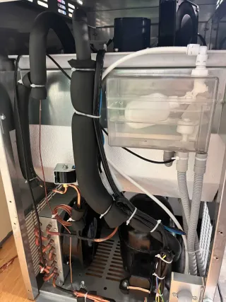 Máquina de Hielo Royal Catering