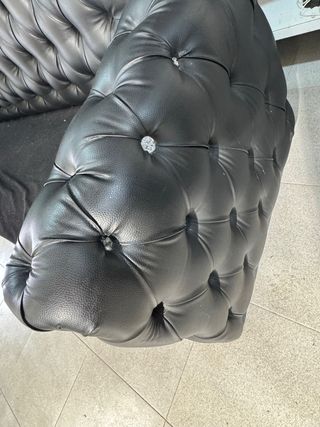 Sofá Chester Piel Negra Buen Estado