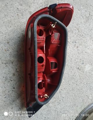 Piloto Trasero Derecho Peugeot 406 Serie II