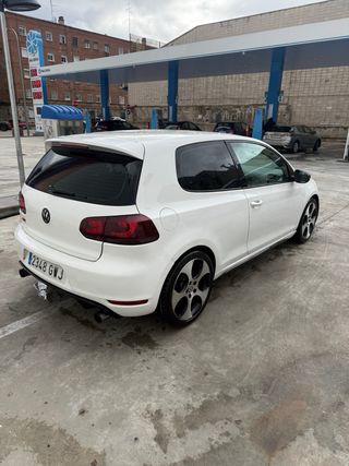 Volkswagen Golf 2010