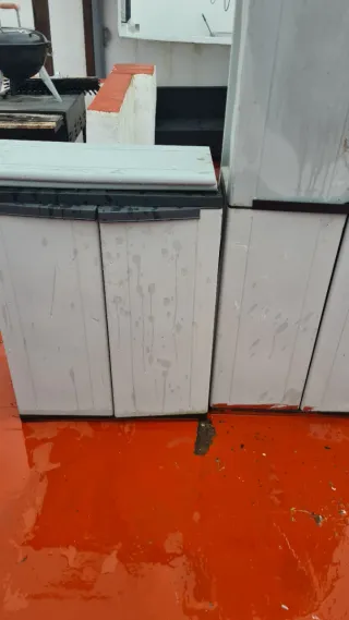 Armario terraza plástico gris/blanco