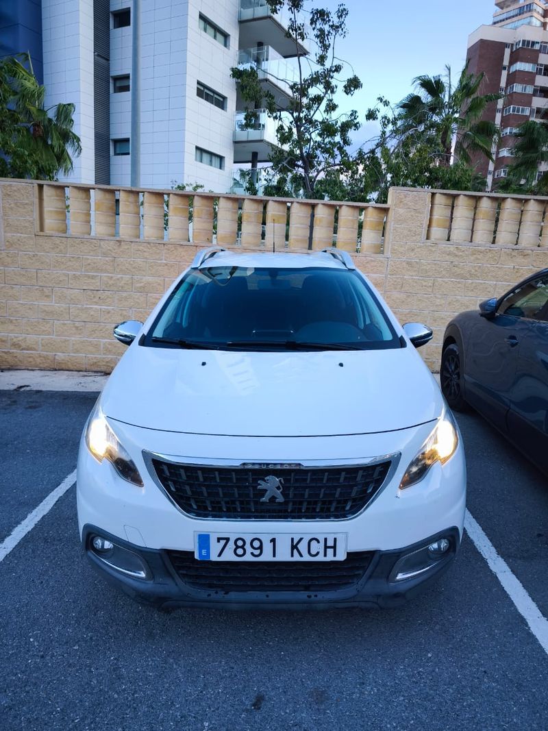 Peugeot 2008 1.2 Pure Tech Style (2017) 2017, foto 5