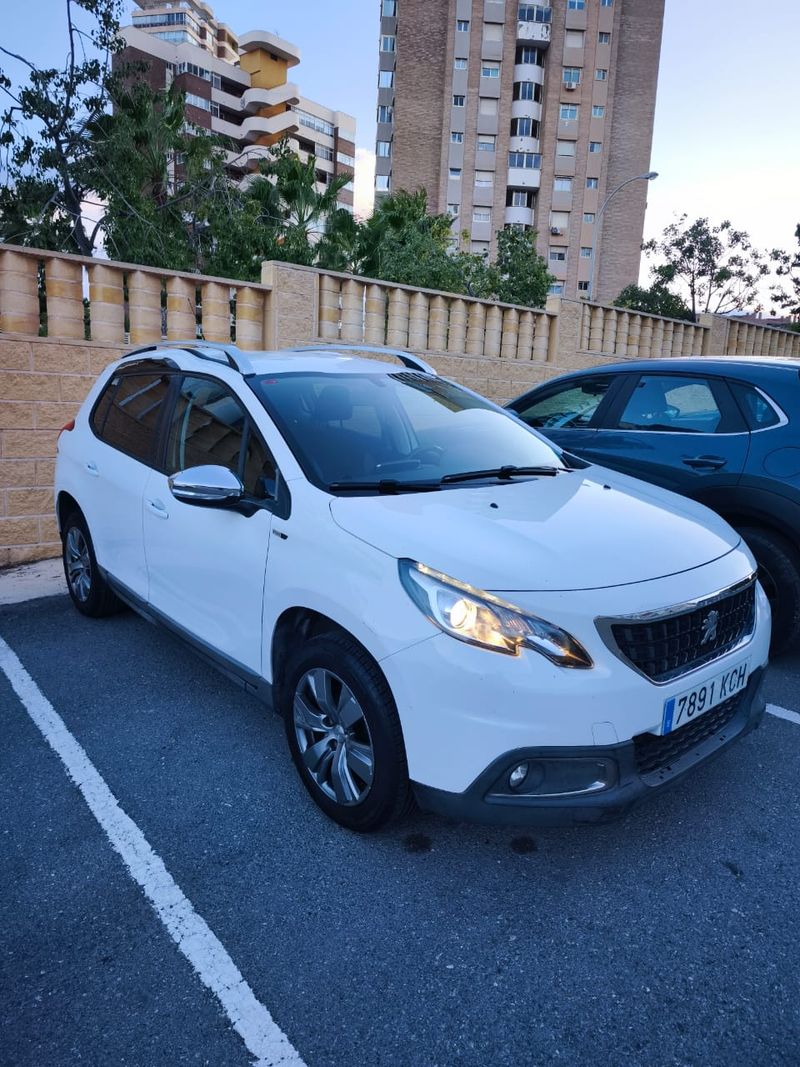Peugeot 2008 1.2 Pure Tech Style (2017) 2017, foto 6