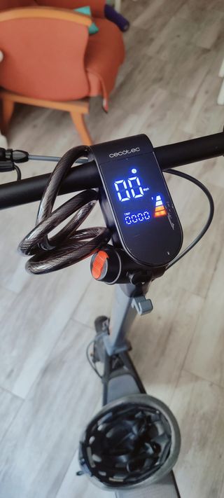 Patinete Eléctrico Cecotec Bongo D30 XL + Casco