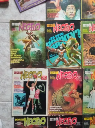 15 COMICS TERROR DOSSIER NEGRO INCLUYE ESPECIAL