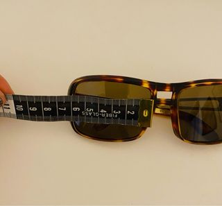 Occhiali da sole vintage anni '80