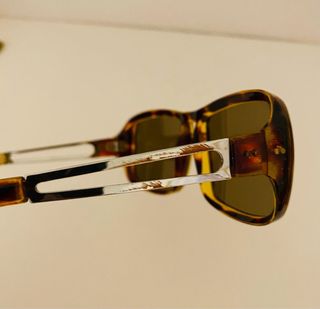 Occhiali da sole vintage anni '80