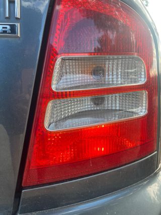 Faros traseros Skoda Octavia Tour