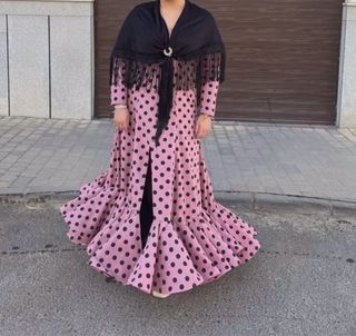 Bata flamenca lunares rosa