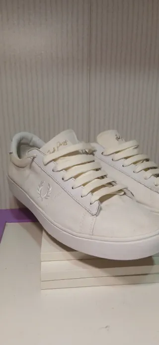Fred Perry Talla 45 Blancas