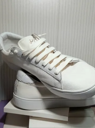 Fred Perry Talla 45 Blancas