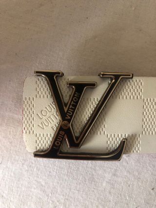 Cinturón Louis Vuitton