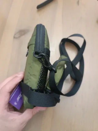 Riñonera verde militar