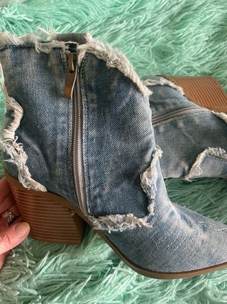 Botines vaqueros desgastados talla 37