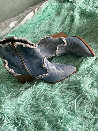 Botines vaqueros desgastados talla 37