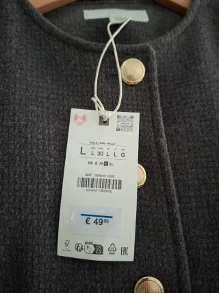 Chaqueta Zara Gris Botones Dorados