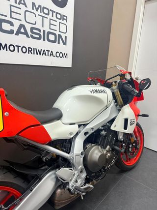 YAMAHA XSR900 GP 2024