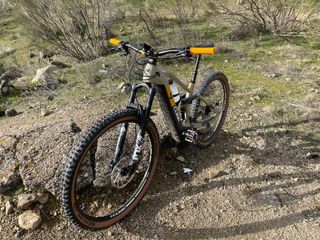 EBIKE CUBE COMO NUEVA