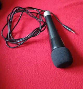Micrófono Karaoke con Cable
